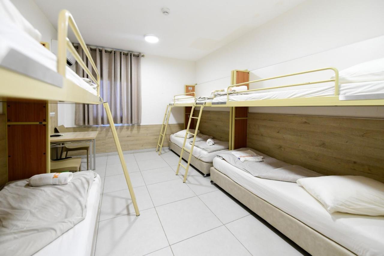Hi - Arad Hostel Exterior photo